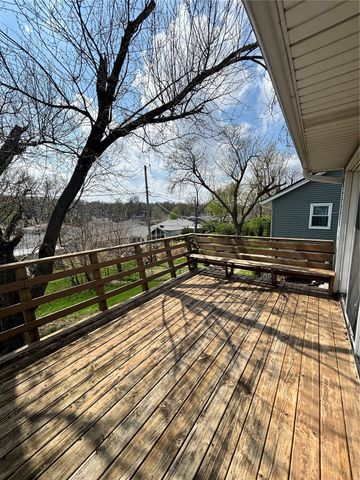 3917 Nancy Jane Lane NE, Cedar Rapids, IA 52402