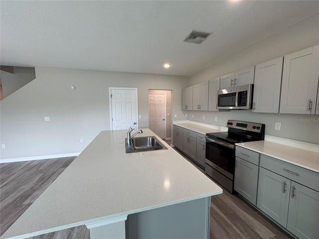 4381 PUMICE DRIVE, Lakeland, FL 33811
