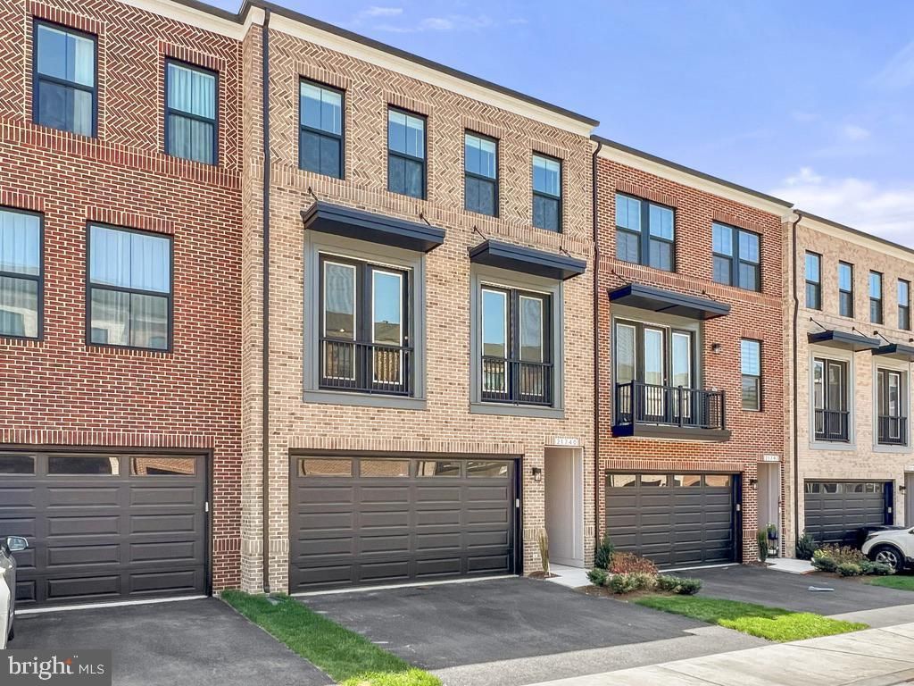 21740 CHARING CROSS TER, Broadlands, VA 20148