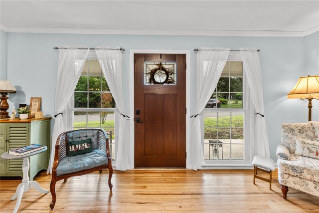 2200 Gregory Lane, Waco, TX 76708