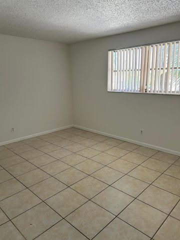 850 E COMMERCIAL Boulevard 210A, Oakland Park, FL 33334