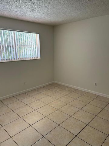 850 E COMMERCIAL Boulevard 210A, Oakland Park, FL 33334