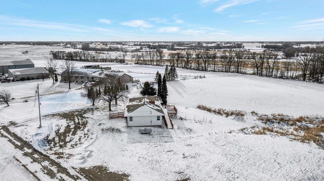 W8662 LONE ELM ROAD, Van Dyne, WI 54979