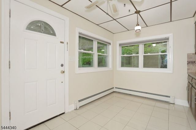 13 Mountain Glen Rd, Ringwood Boro, NJ 07456