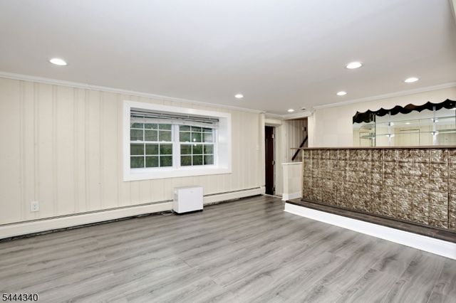 13 Mountain Glen Rd, Ringwood Boro, NJ 07456