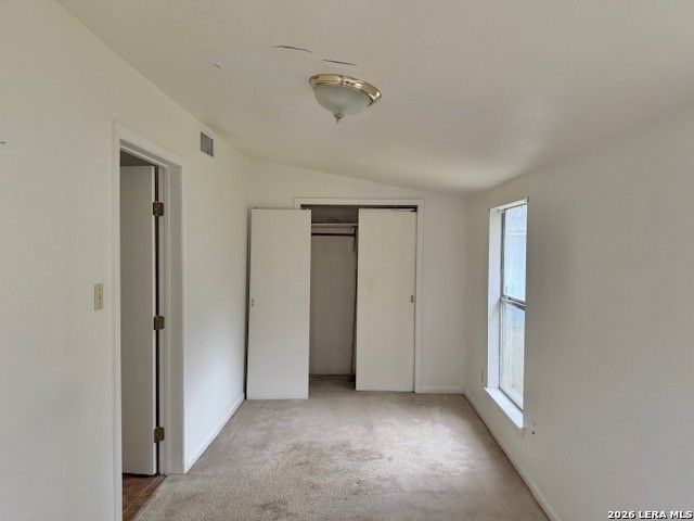 906 N Jefferson St, Beeville, TX 78102