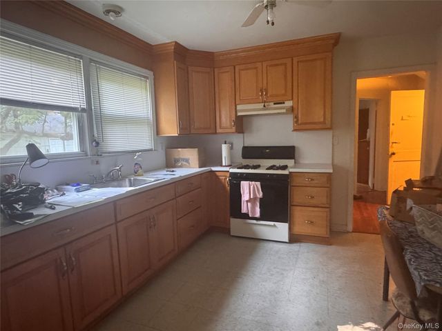 245 Zukor Road, New City, NY 10956