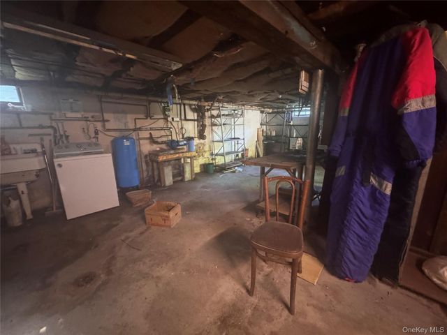 245 Zukor Road, New City, NY 10956