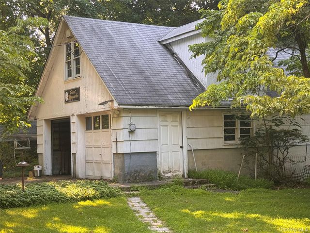 245 Zukor Road, New City, NY 10956