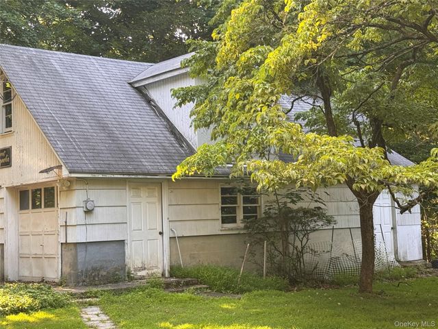 245 Zukor Road, New City, NY 10956
