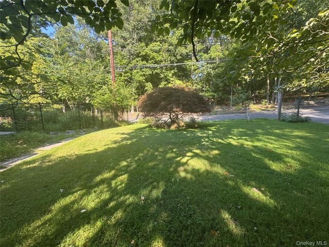 245 Zukor Road, New City, NY 10956