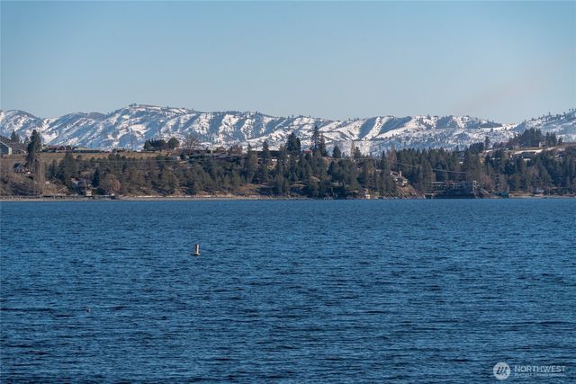 15137 S LAKESHORE Road, Chelan, WA 98816