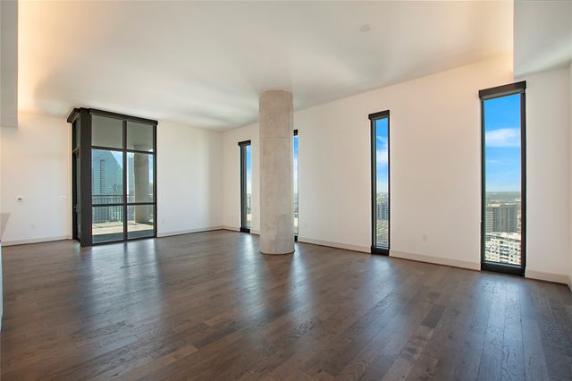 2323 N Akard Street 3008, Dallas, TX 75204