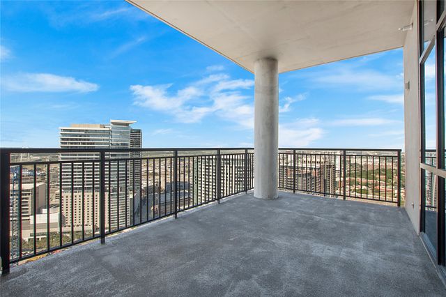 2323 N Akard Street 3008, Dallas, TX 75204