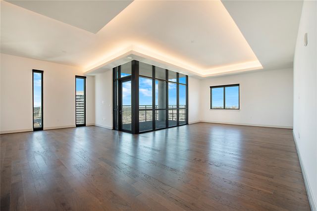 2323 N Akard Street 3008, Dallas, TX 75204