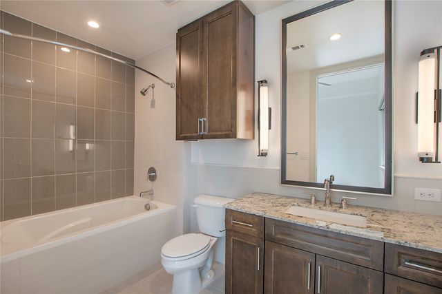 2323 N Akard Street 3008, Dallas, TX 75204