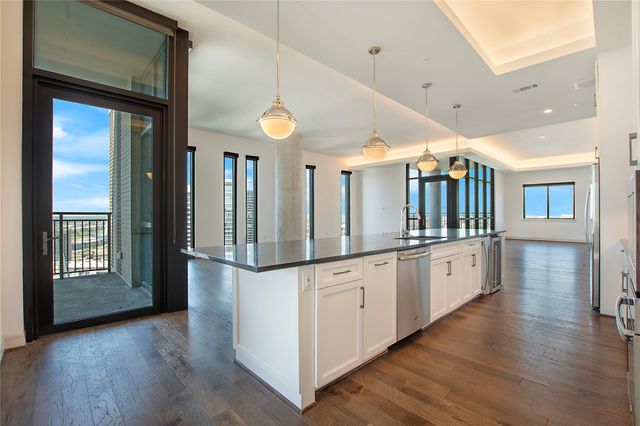 2323 N Akard Street 3008, Dallas, TX 75204