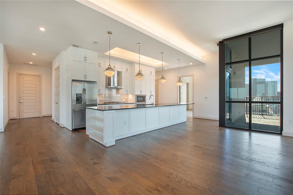 2323 N Akard Street 3008, Dallas, TX 75204