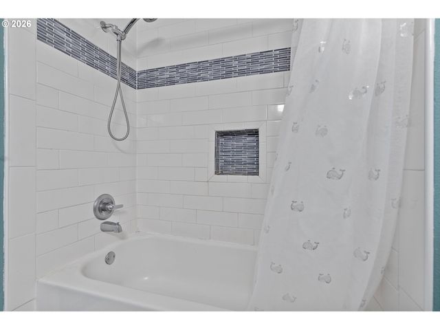 11702 Nw 11TH Ct, Vancouver, WA 98685