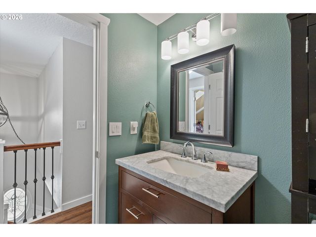 11702 Nw 11TH Ct, Vancouver, WA 98685