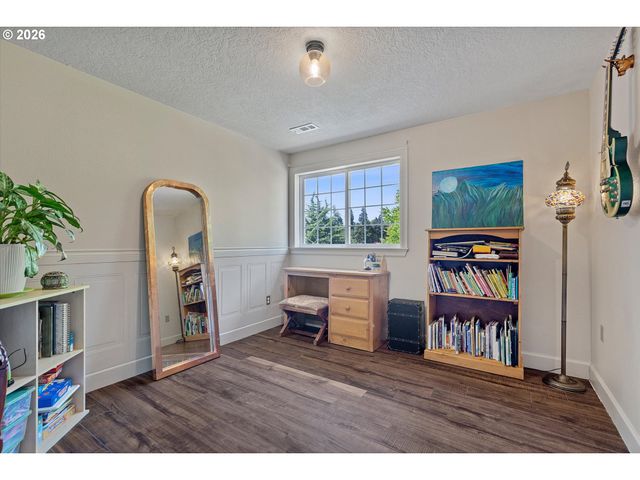 11702 Nw 11TH Ct, Vancouver, WA 98685