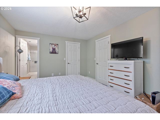 11702 Nw 11TH Ct, Vancouver, WA 98685