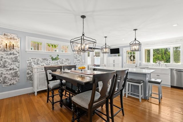 3 Essex Rd, Belmont, MA 02478