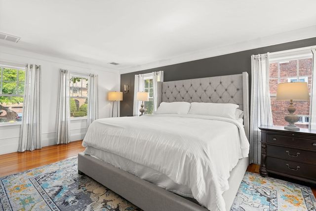 3 Essex Rd, Belmont, MA 02478