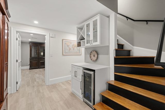 3 Essex Rd, Belmont, MA 02478