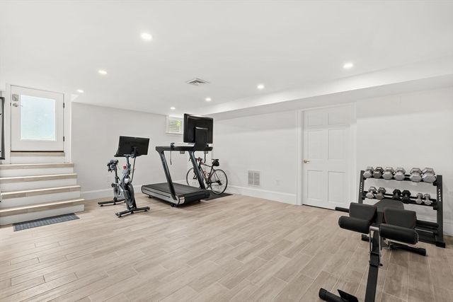 3 Essex Rd, Belmont, MA 02478
