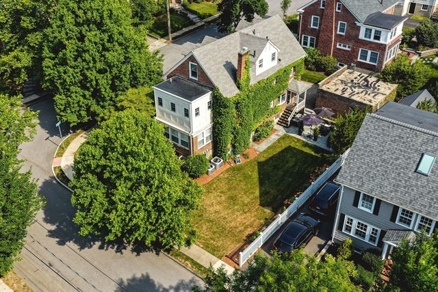3 Essex Rd, Belmont, MA 02478