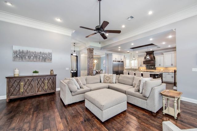 512 Abby Road, Thibodaux, LA 70301