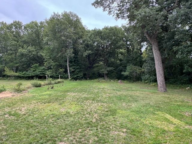 1427 Austin Avenue, Schererville, IN 46375