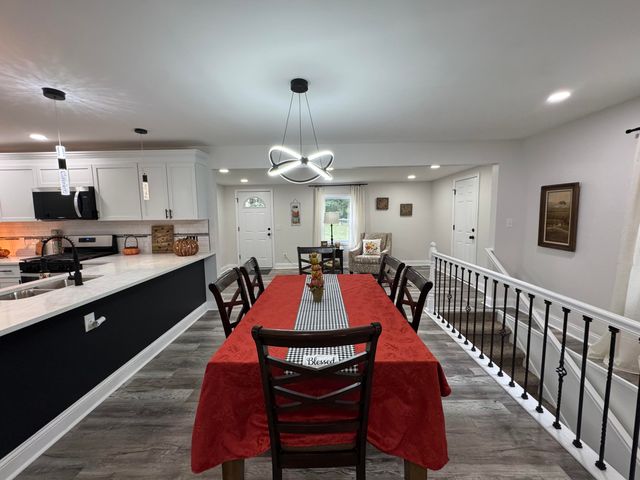 1427 Austin Avenue, Schererville, IN 46375