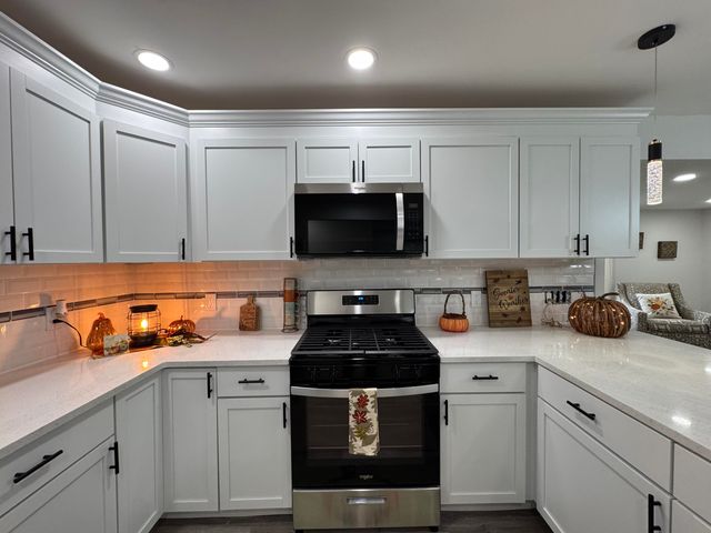 1427 Austin Avenue, Schererville, IN 46375