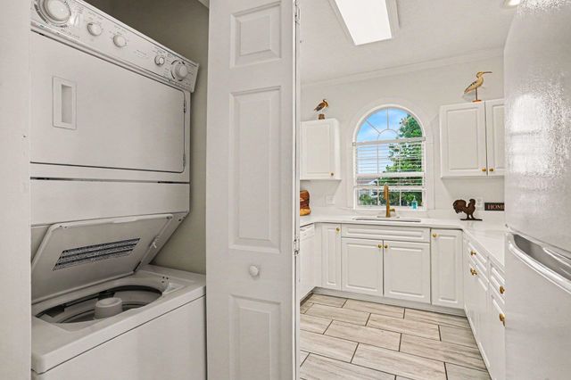 4703 Wild Iris Dr Apt 302, Myrtle Beach, SC 29577