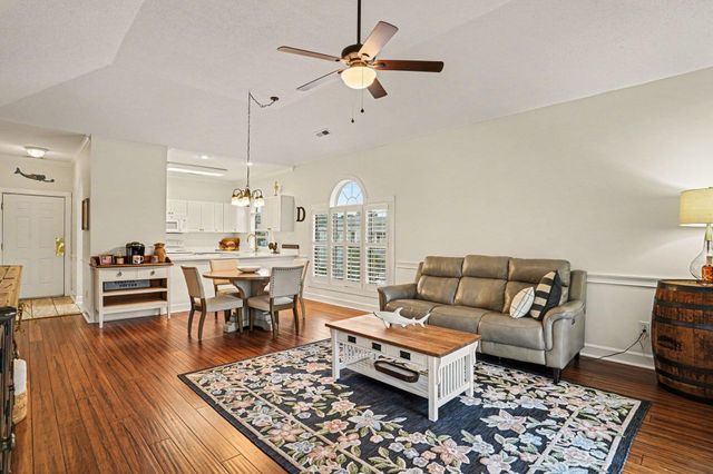 4703 Wild Iris Dr Apt 302, Myrtle Beach, SC 29577