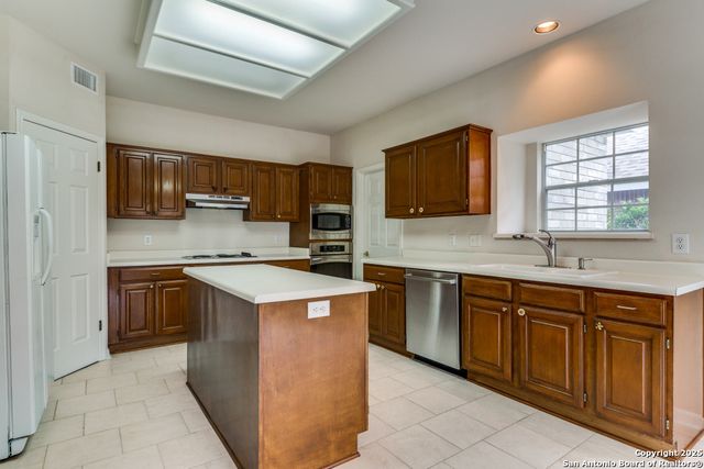 2614 Inwood View, San Antonio, TX 78248