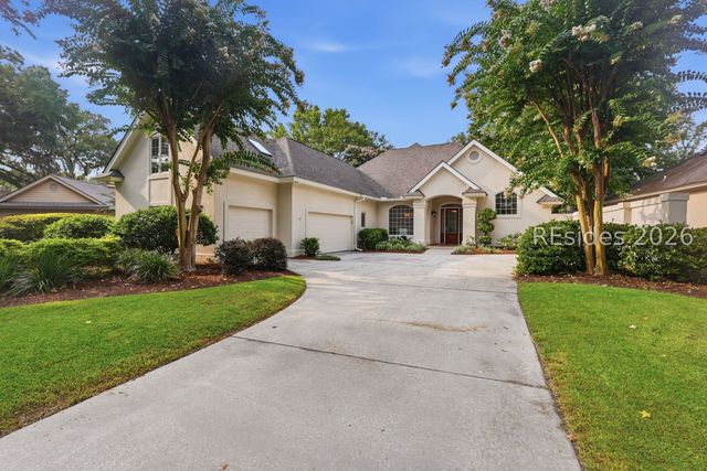 52 Old Fort Dr, Hilton Head Island, SC 29926