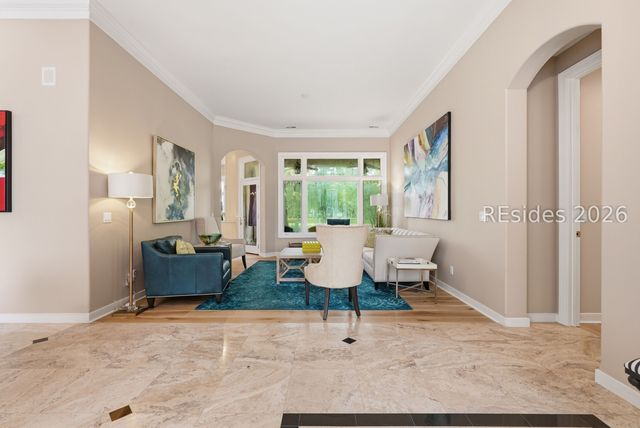 52 Old Fort Dr, Hilton Head Island, SC 29926