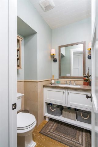 217 Coral Avenue, Newport Beach, CA 92662