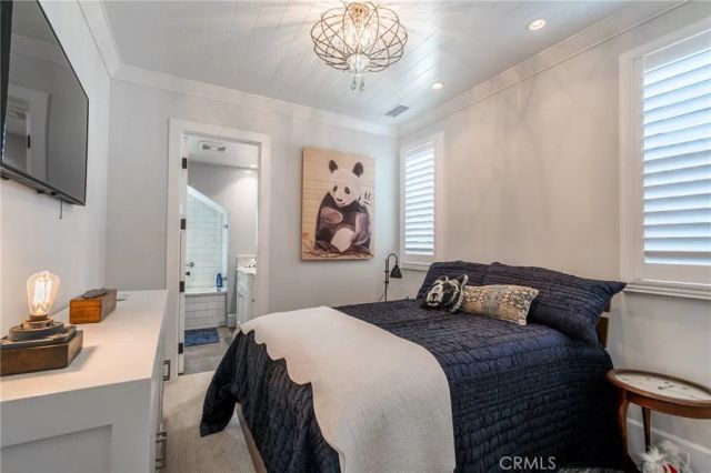 217 Coral Avenue, Newport Beach, CA 92662