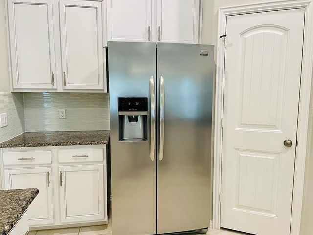 2357 Old Stone Drive, Conroe, TX 77304