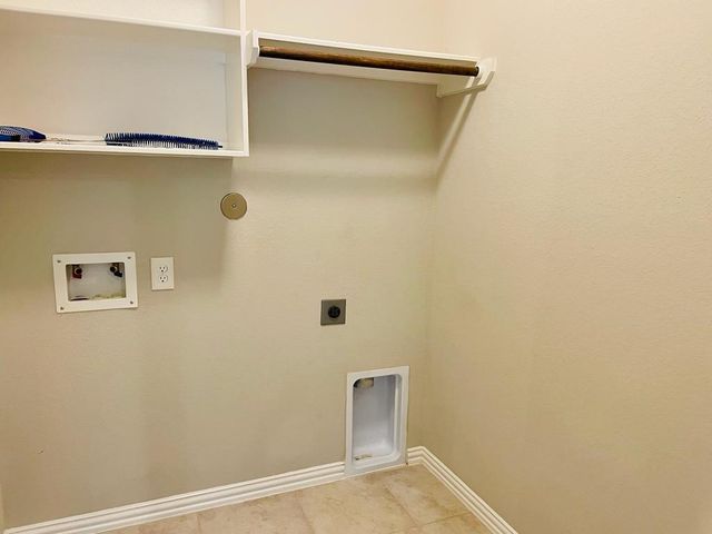 2357 Old Stone Drive, Conroe, TX 77304