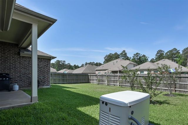 2357 Old Stone Drive, Conroe, TX 77304