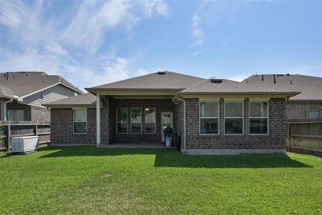 2357 Old Stone Drive, Conroe, TX 77304