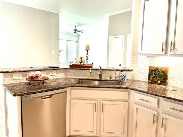 2357 Old Stone Drive, Conroe, TX 77304