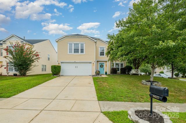 6602 Fawn View Drive, Charlotte, NC 28216