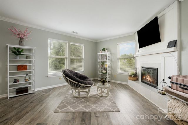 6602 Fawn View Drive, Charlotte, NC 28216