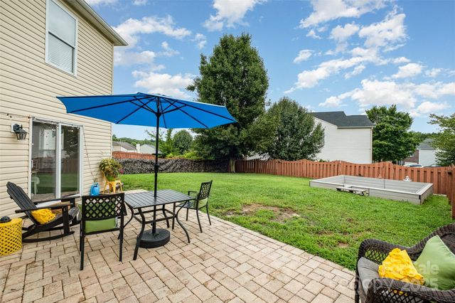 6602 Fawn View Drive, Charlotte, NC 28216